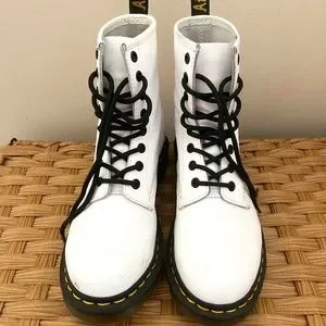 Matte white doc martens hotsell